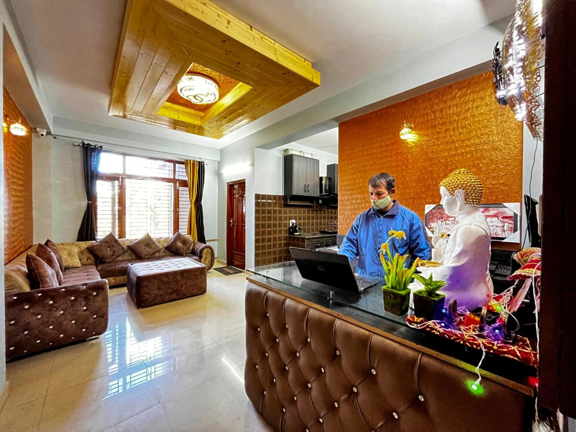 Puri'S Bnb Шімла Екстер'єр фото