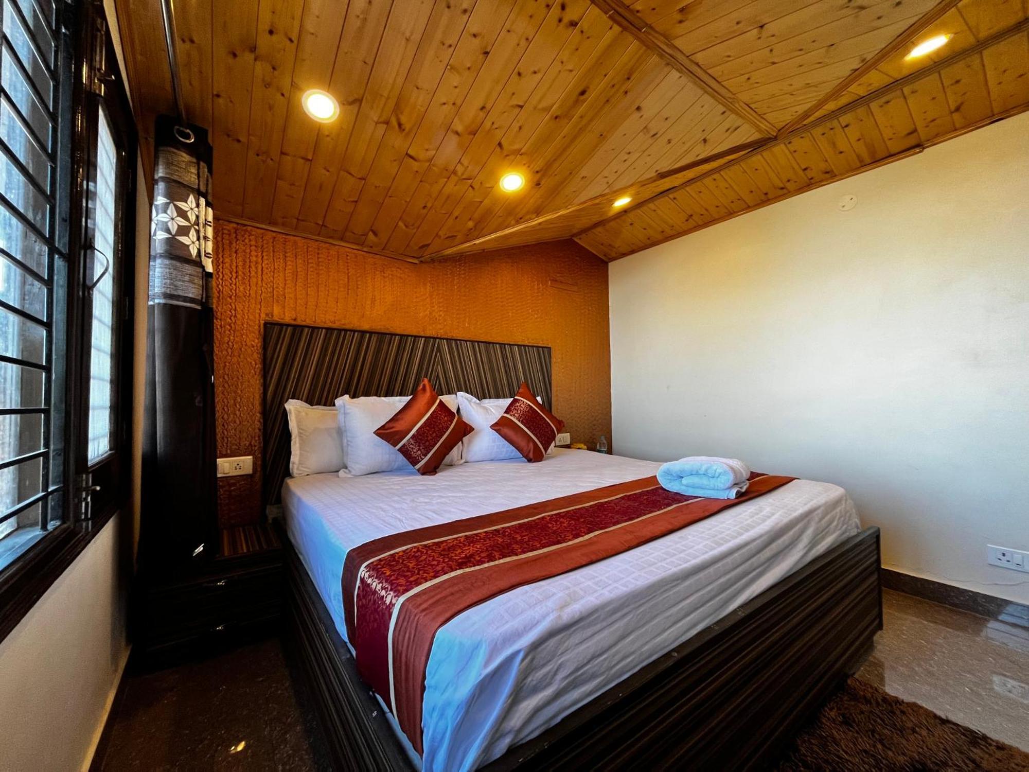 Puri'S Bnb Шімла Екстер'єр фото