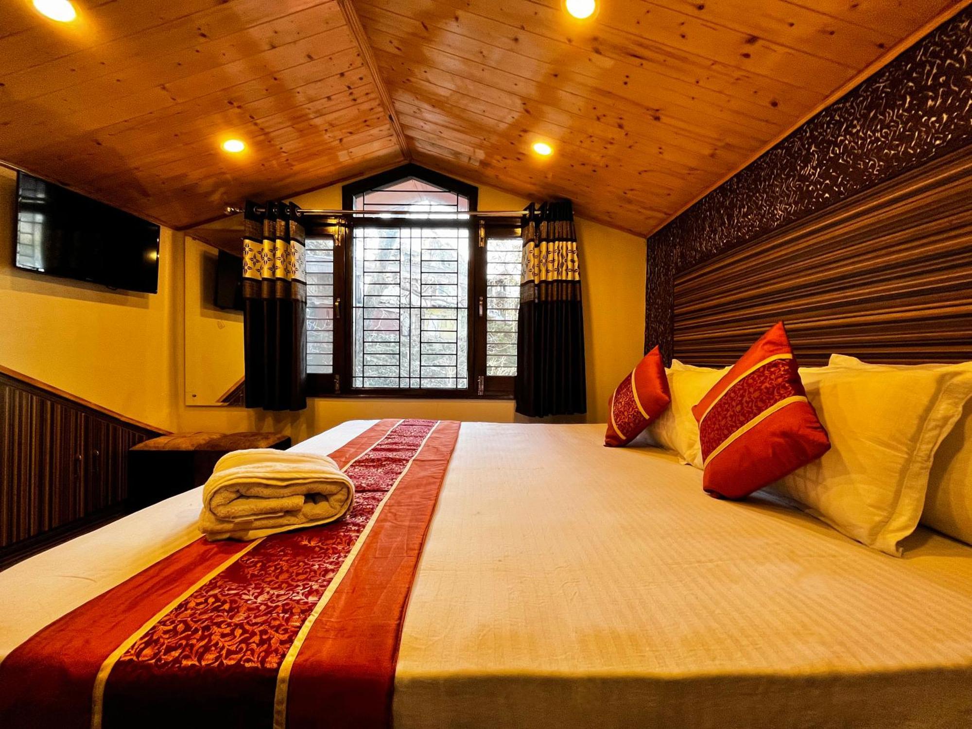 Puri'S Bnb Шімла Екстер'єр фото