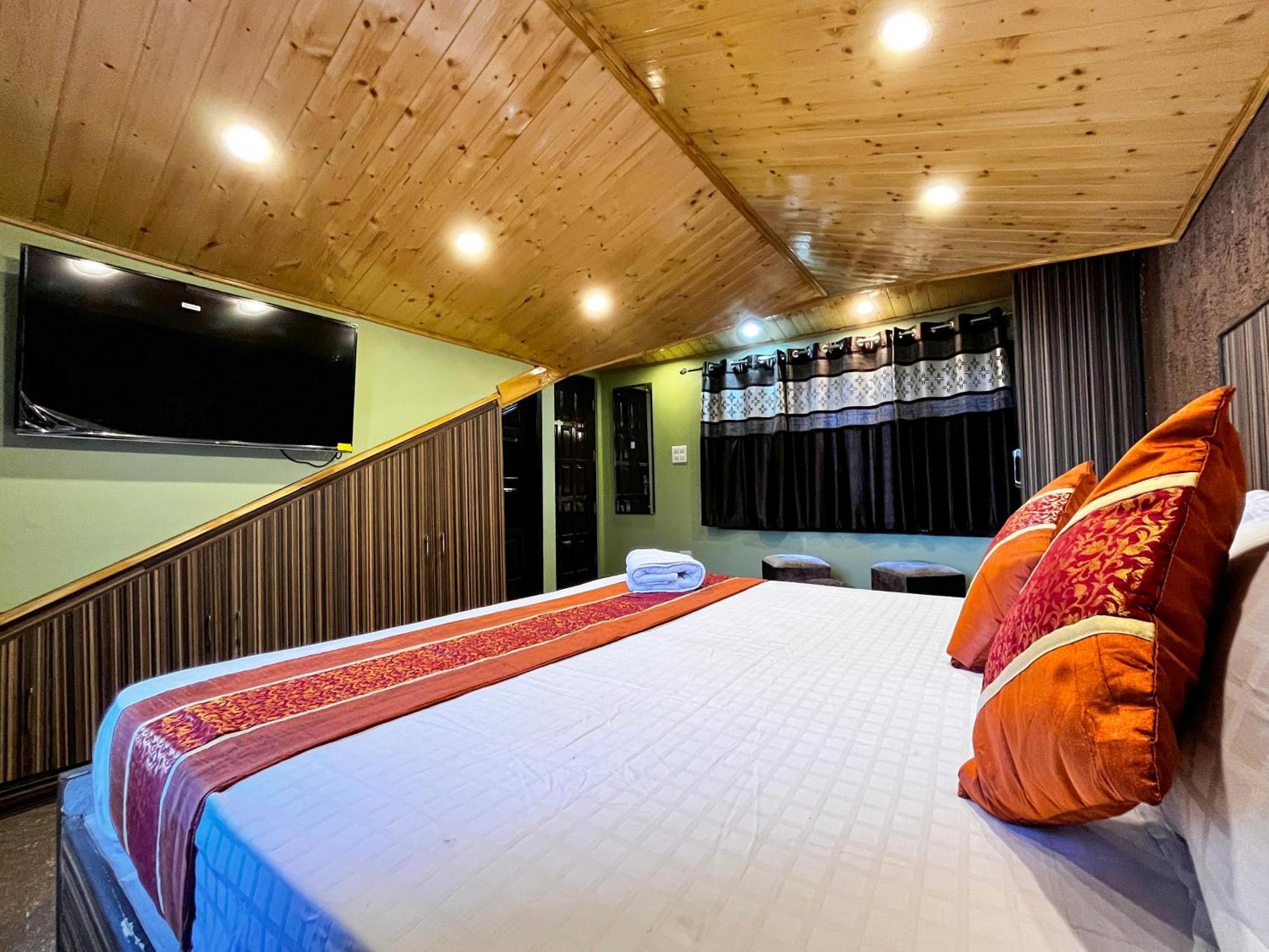 Puri'S Bnb Шімла Екстер'єр фото