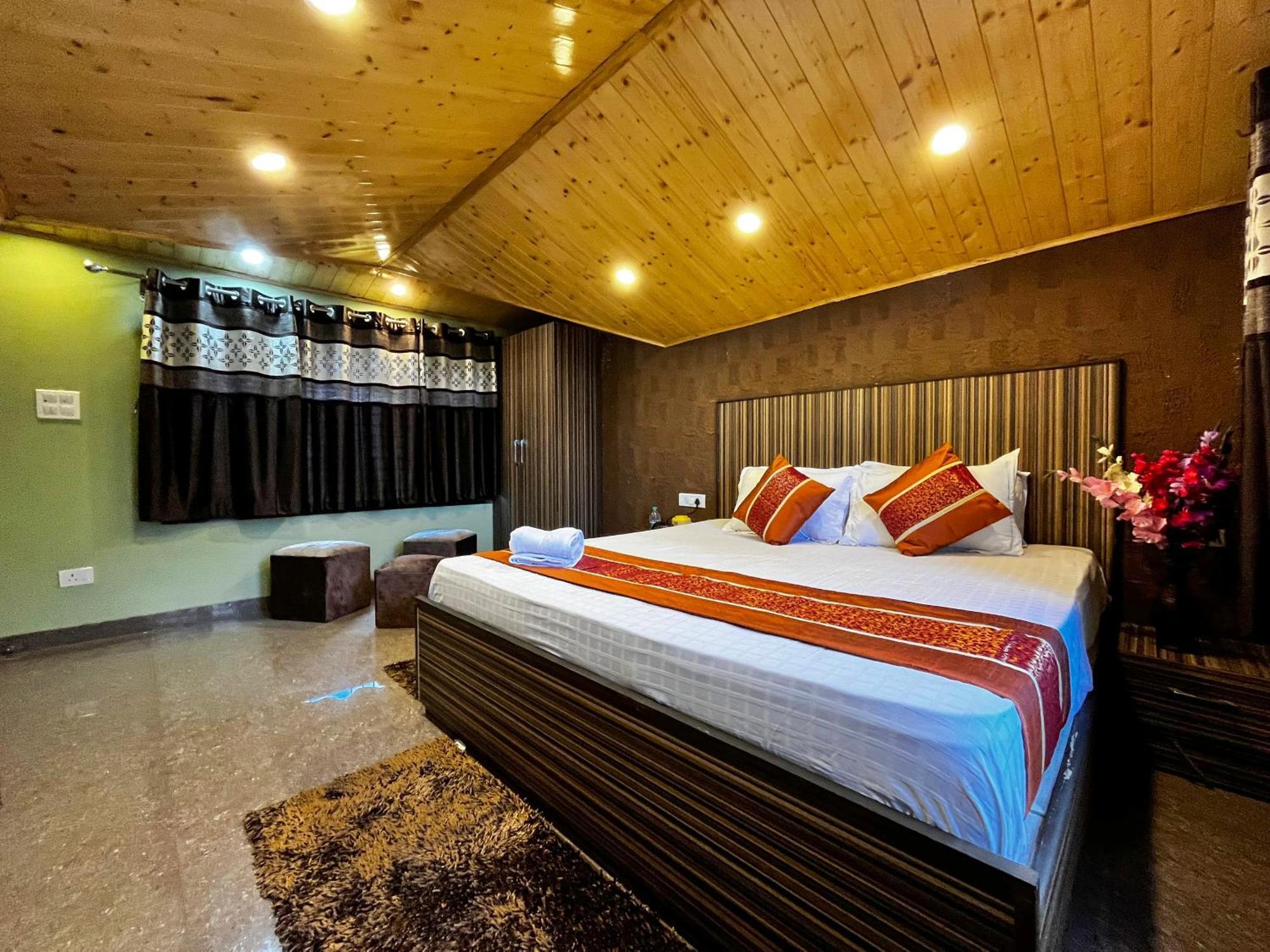 Puri'S Bnb Шімла Екстер'єр фото